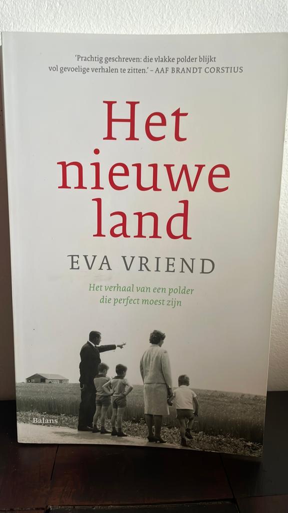 Eva Vriend - Het nieuwe land, Boeken, Ophalen of Verzenden, Zo goed als nieuw, Eva Vriend