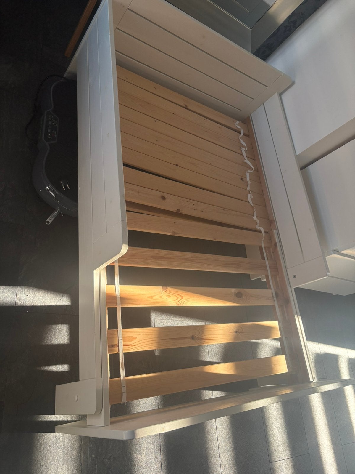 Kinderbed (meegroeibed) gratis op te halen, Ophalen, Zo goed als nieuw, 180 cm of meer, 70 tot 85 cm