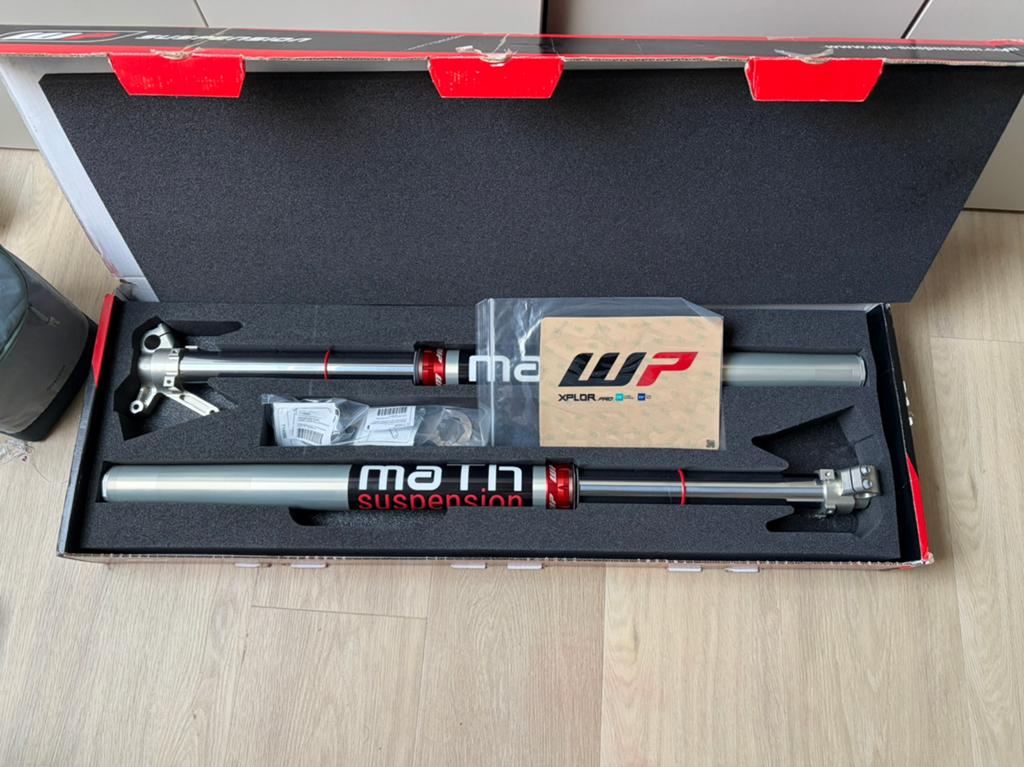 Nieuwe WP conevalve Kawasaki KX, Motoren, Ophalen, WP, Info@wp.com, Nieuw