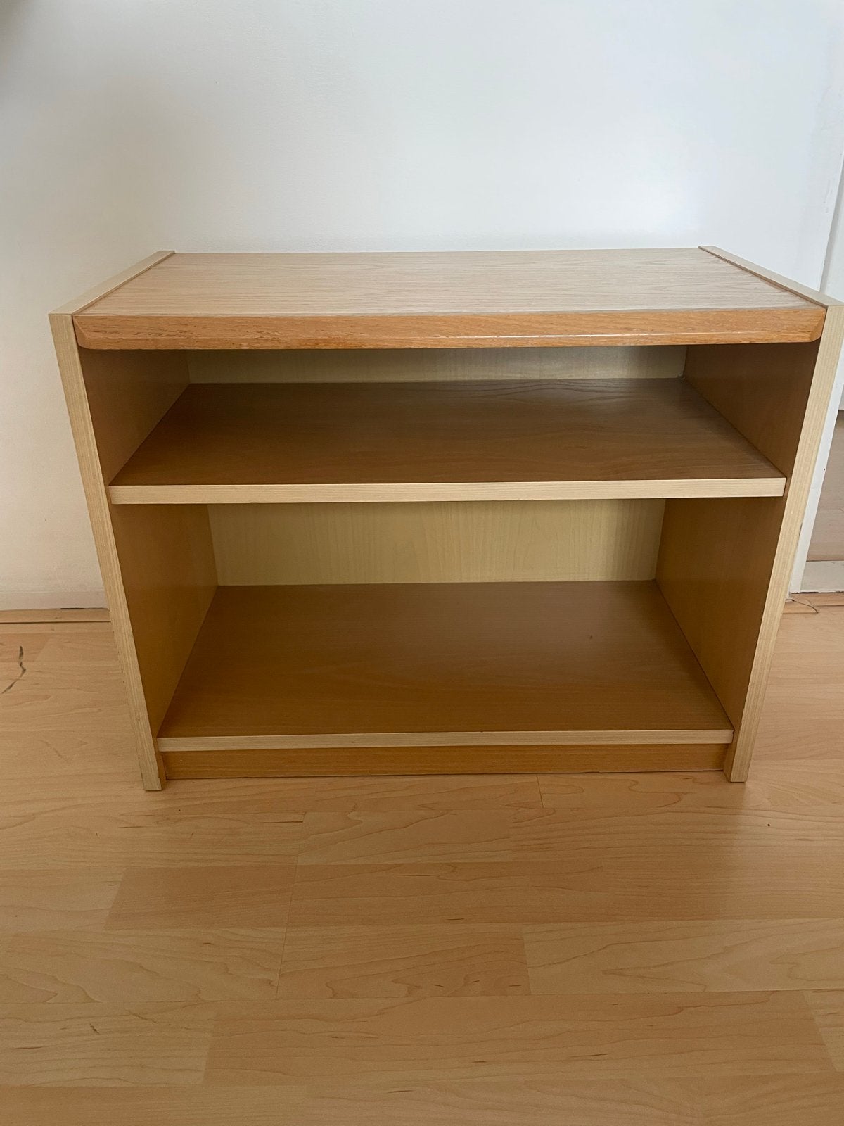 Houten nachtkastje, Ophalen, Gebruikt