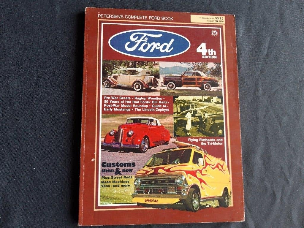 Ford ( USA ) the complete Ford book ( 1976), Ophalen of Verzenden, Zo goed als nieuw, Ford