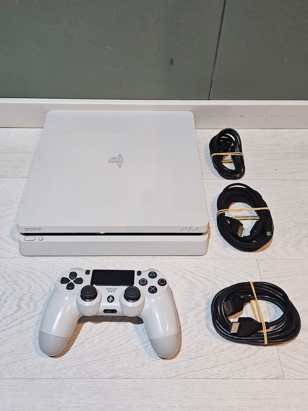Sony PlayStation 4 Slim FW 11.02, 500 GB, Ophalen of Verzenden, Zo goed als nieuw, Met 1 controller