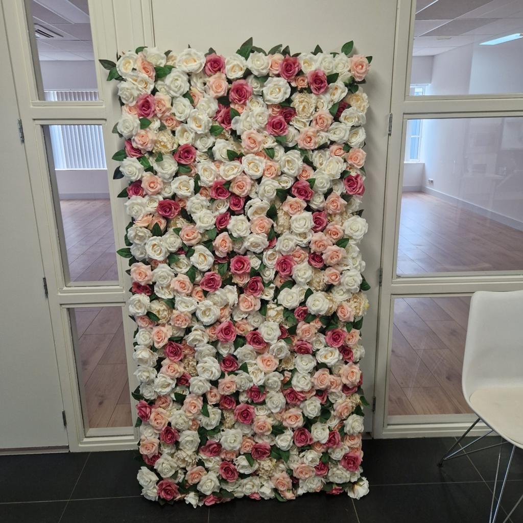 2x Prachtige Bloemenwand / Flowerwall, Ophalen of Verzenden, Zo goed als nieuw