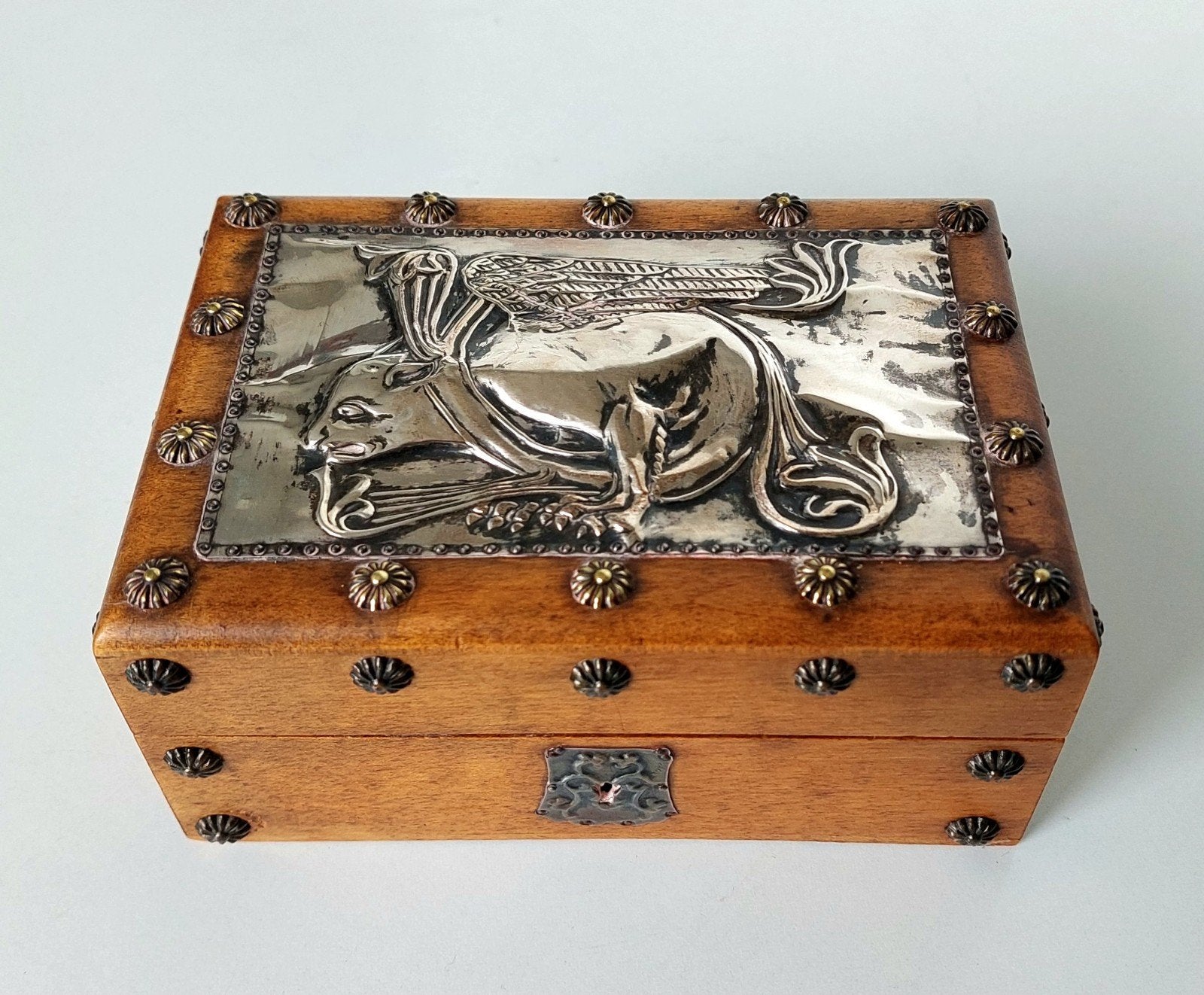 Antiek Art Nouveau Houten Kistje met Zilveren Reliëfplaat, Antiek en Kunst, Ophalen of Verzenden