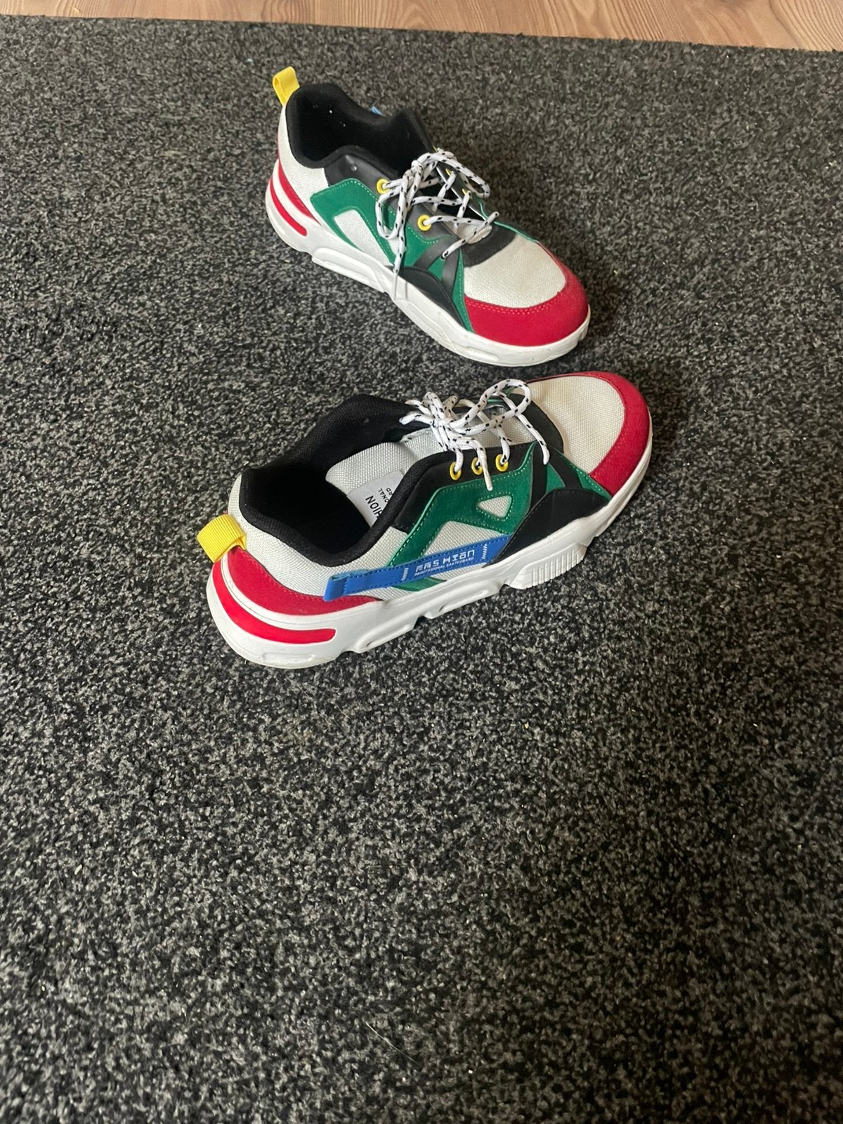 High colors schoenen, Overige kleuren, Nieuw, Ophalen of Verzenden, Sneakers of Gympen
