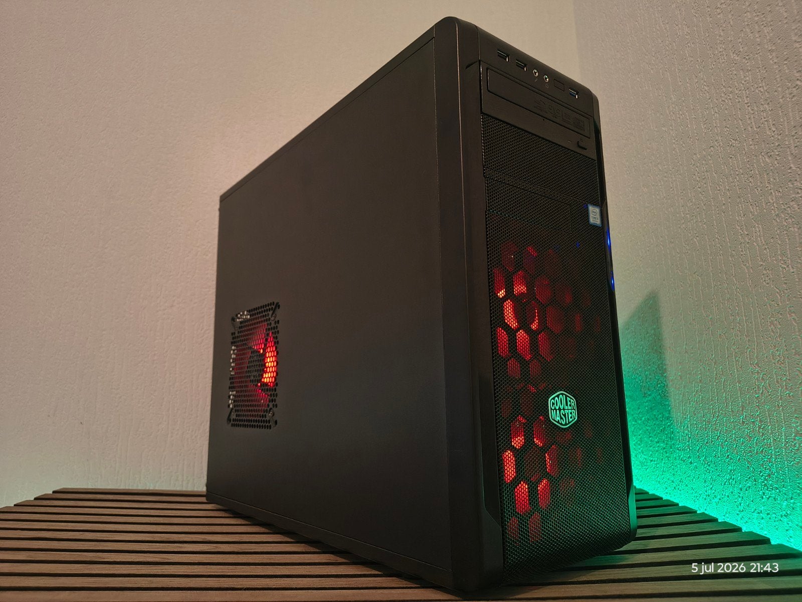 Game pc, school, of multimedia, Computers en Software, Desktop Pc's, Ophalen of Verzenden, Zo goed als nieuw, Gaming, HDD