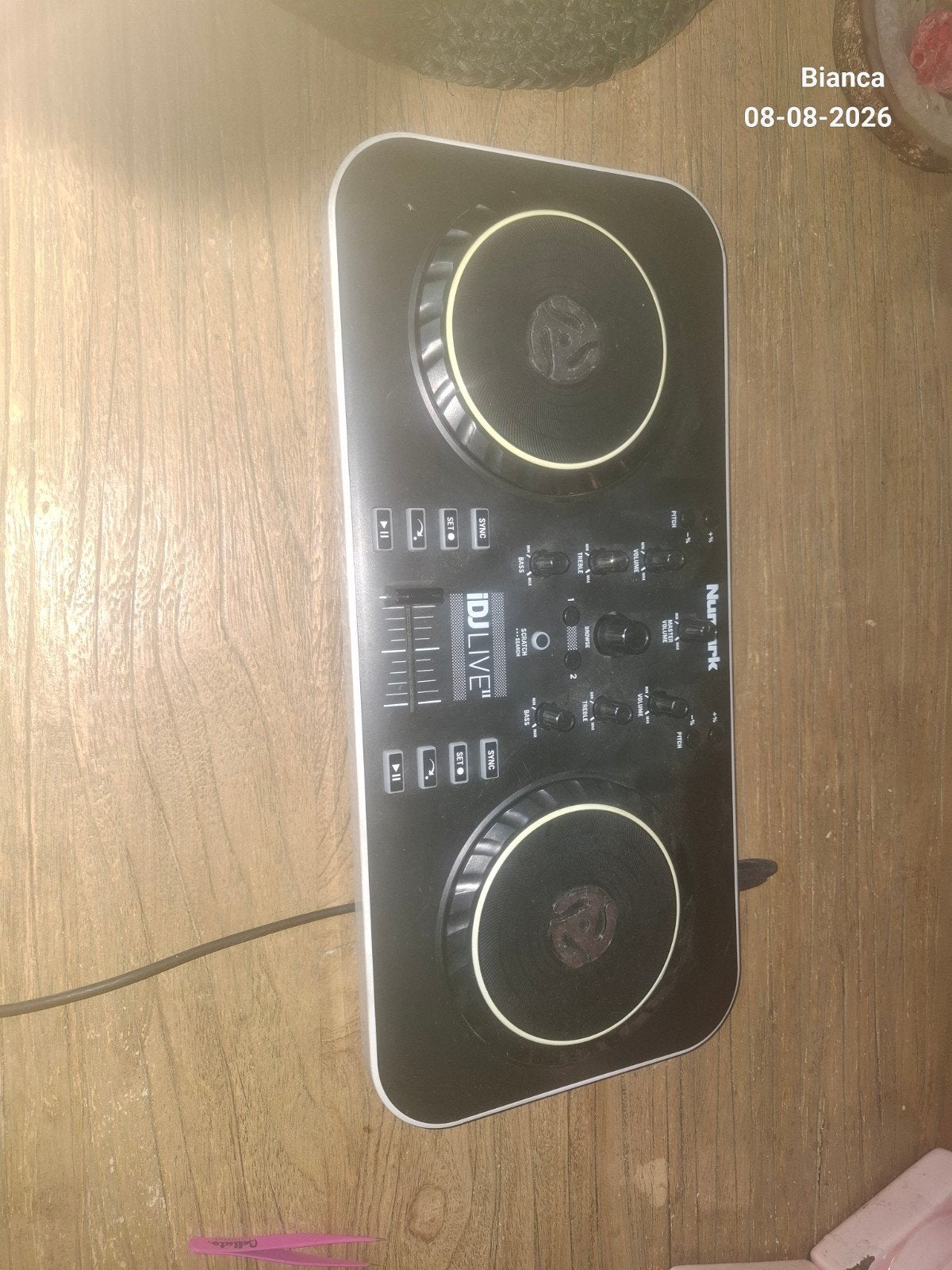 Numark iDJ Live II DJ Controller - In absolute nieuwstaat /, Muziek en Instrumenten, Ophalen, Zo goed als nieuw, Dj-set, Numark