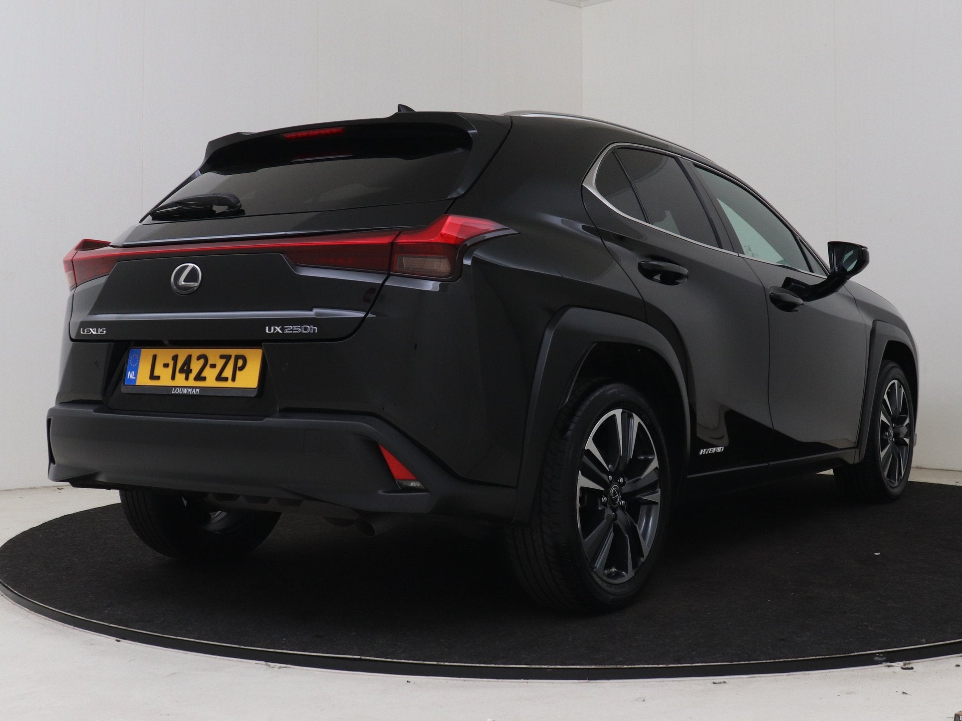 Lexus UX 250h Preference Line | NL dealeronderhouden |, Auto's, Stof, Gebruikt, 4 cilinders, Origineel Nederlands