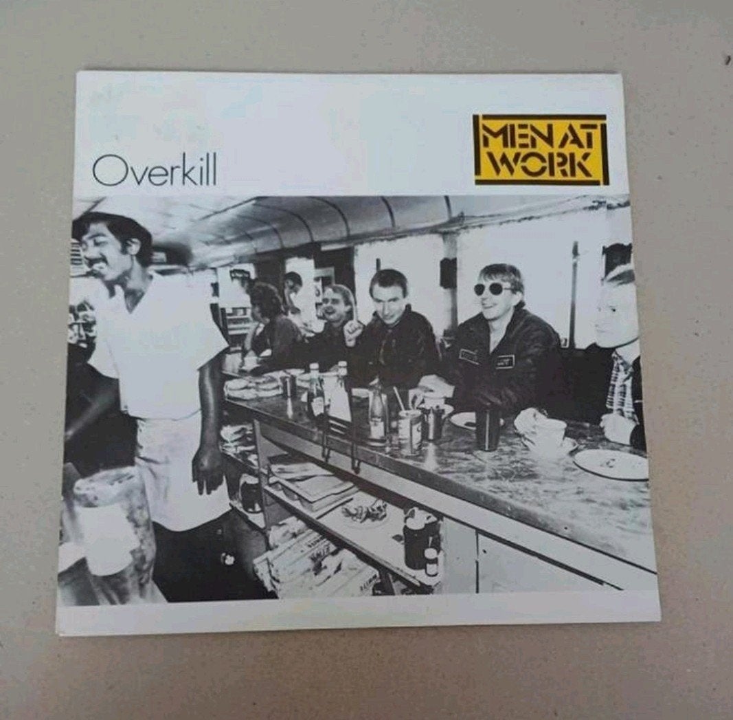 Men At Work  - Overkill, Beschermende buitenhoes, Ophalen of Verzenden, Gebruikt, Pop