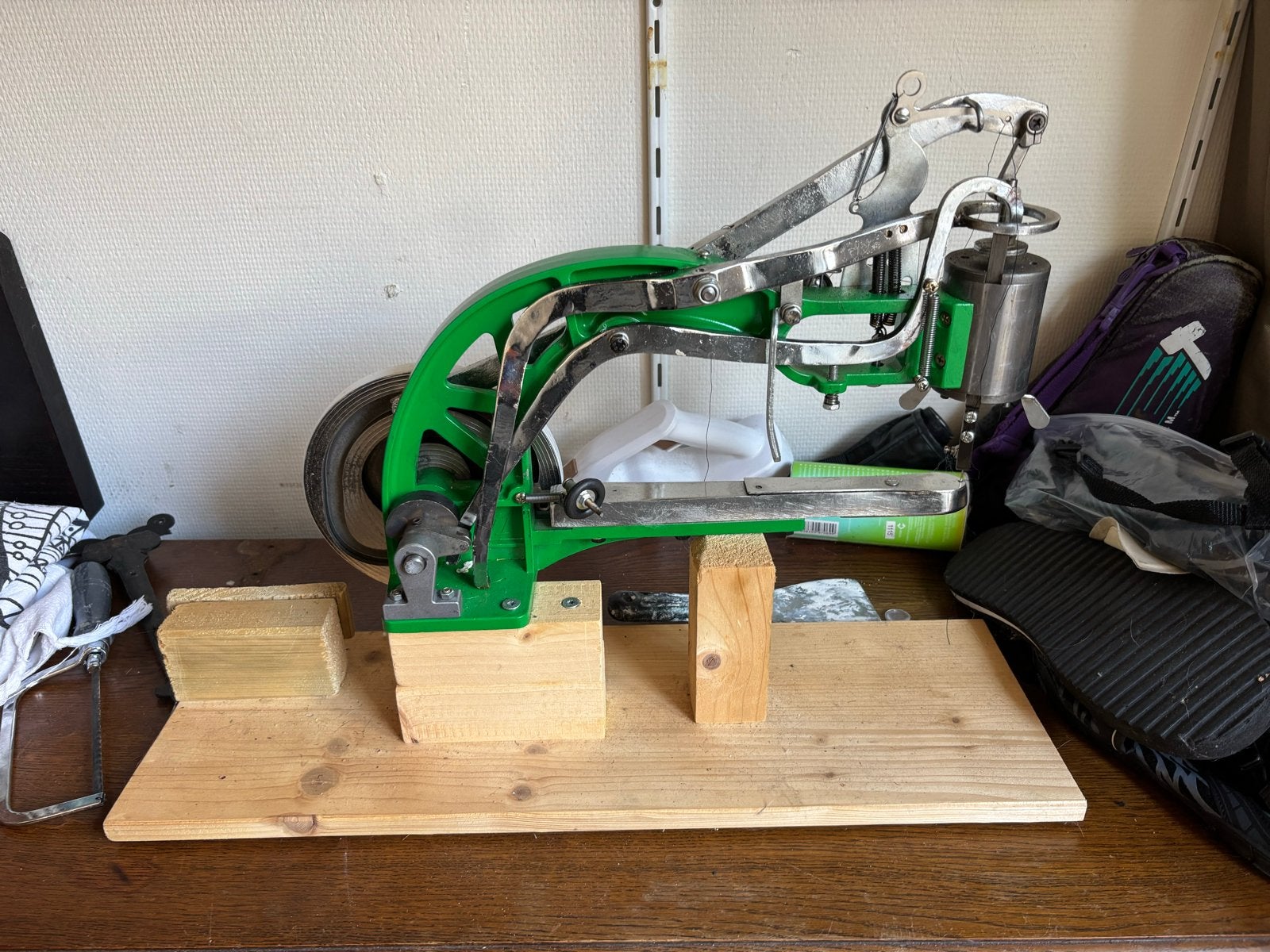 Industriële Naaimachine voor Leer - Groen, Hobby en Vrije tijd, Naaimachines en Toebehoren, Gebruikt, Naaimachine, Industrieel