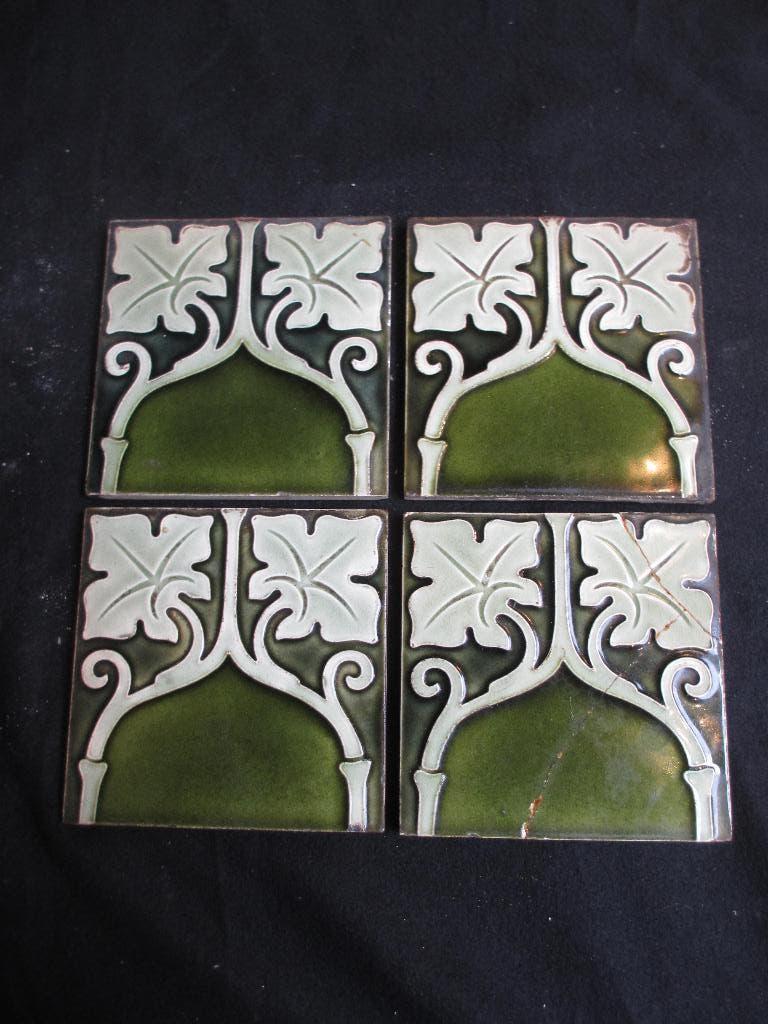 4 antieke reliëf tegels art nouveau villeroy en boch  15x15, Ophalen of Verzenden