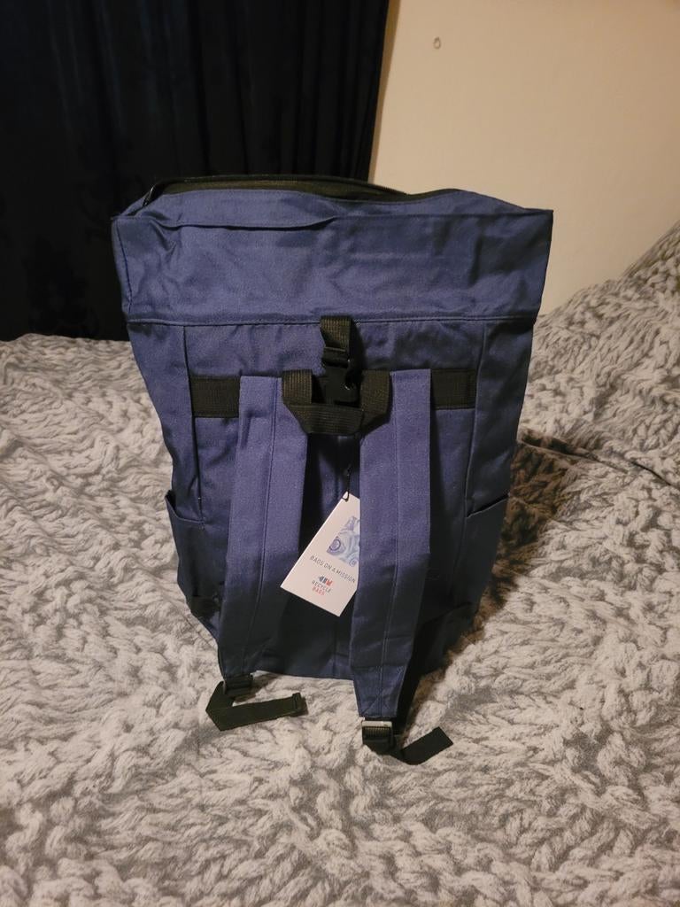 Nieuwe rugtas met veel opbergruimte, 25 tot 40 cm, Nieuw, Ophalen of Verzenden, Overige merken