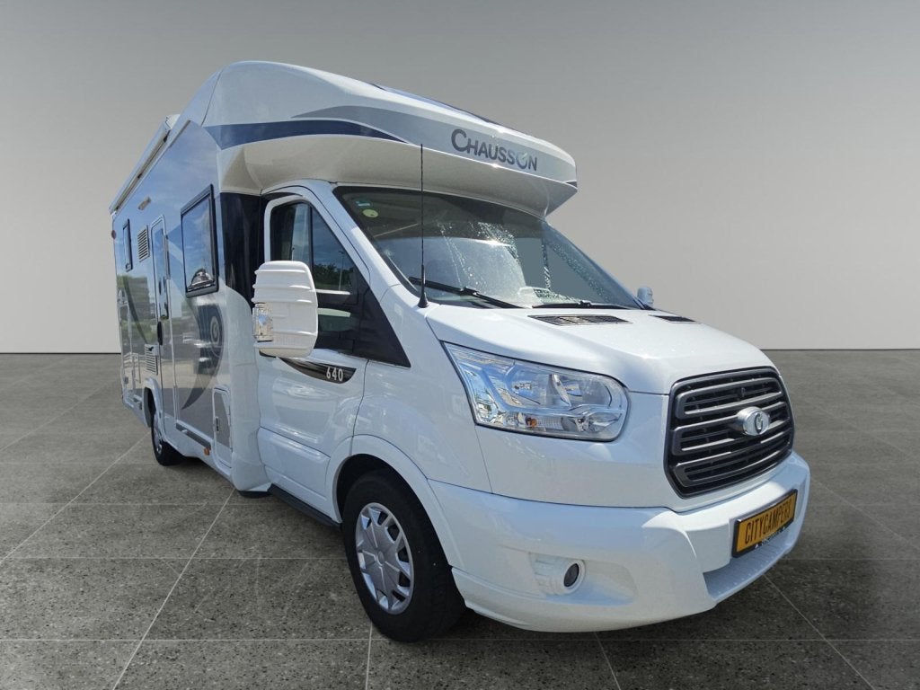 Chausson Titanium 640 2018 Automaat 170 pk, Caravans en Kamperen, Campers, Ringverwarming, Tot en met 2, 6 tot 7 meter, Diesel