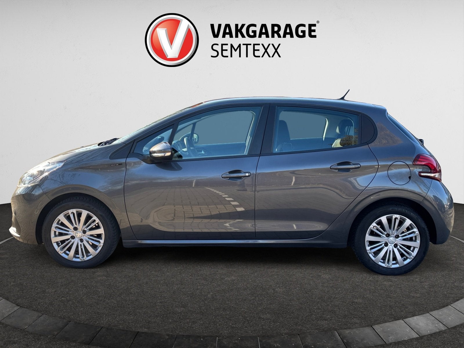 Peugeot 208 1.2 Signature | Cruise | Clima | Camera | All-Se, Auto's, Voorwielaandrijving, Dealer onderhouden, 1199 cc, Bedrijf