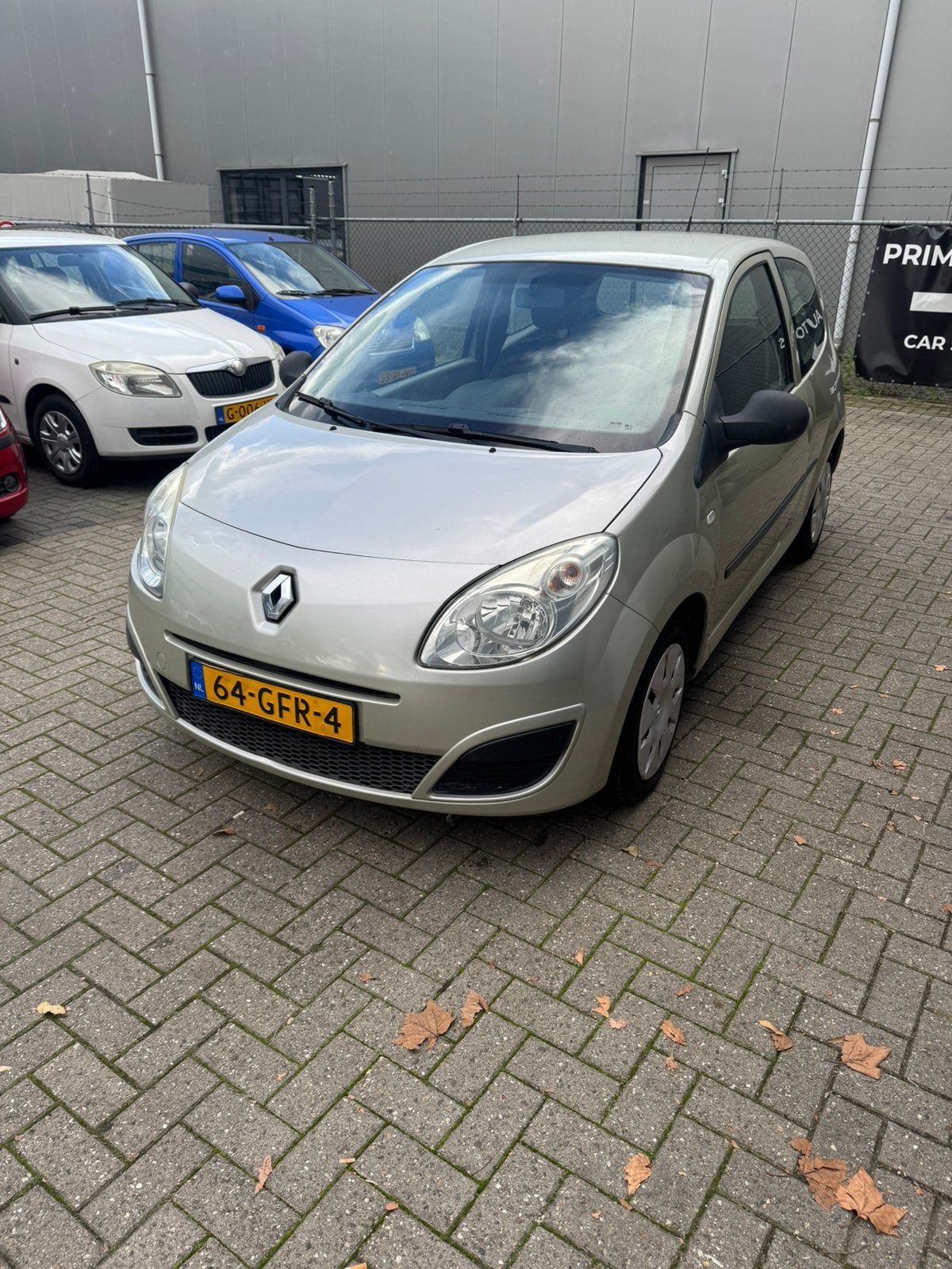 Renault Twingo 1.2 | NIEUWE APK | 163.600 km | Nieuwe remmen, Auto's, Voorwielaandrijving, Twingo, 31 €/maand, 4 cilinders