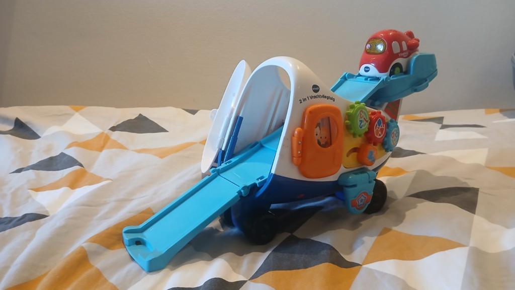 Vliegtuig met auto, Kinderen en Baby's, Speelgoed | Vtech, Ophalen of Verzenden, 6 maanden tot 2 jaar