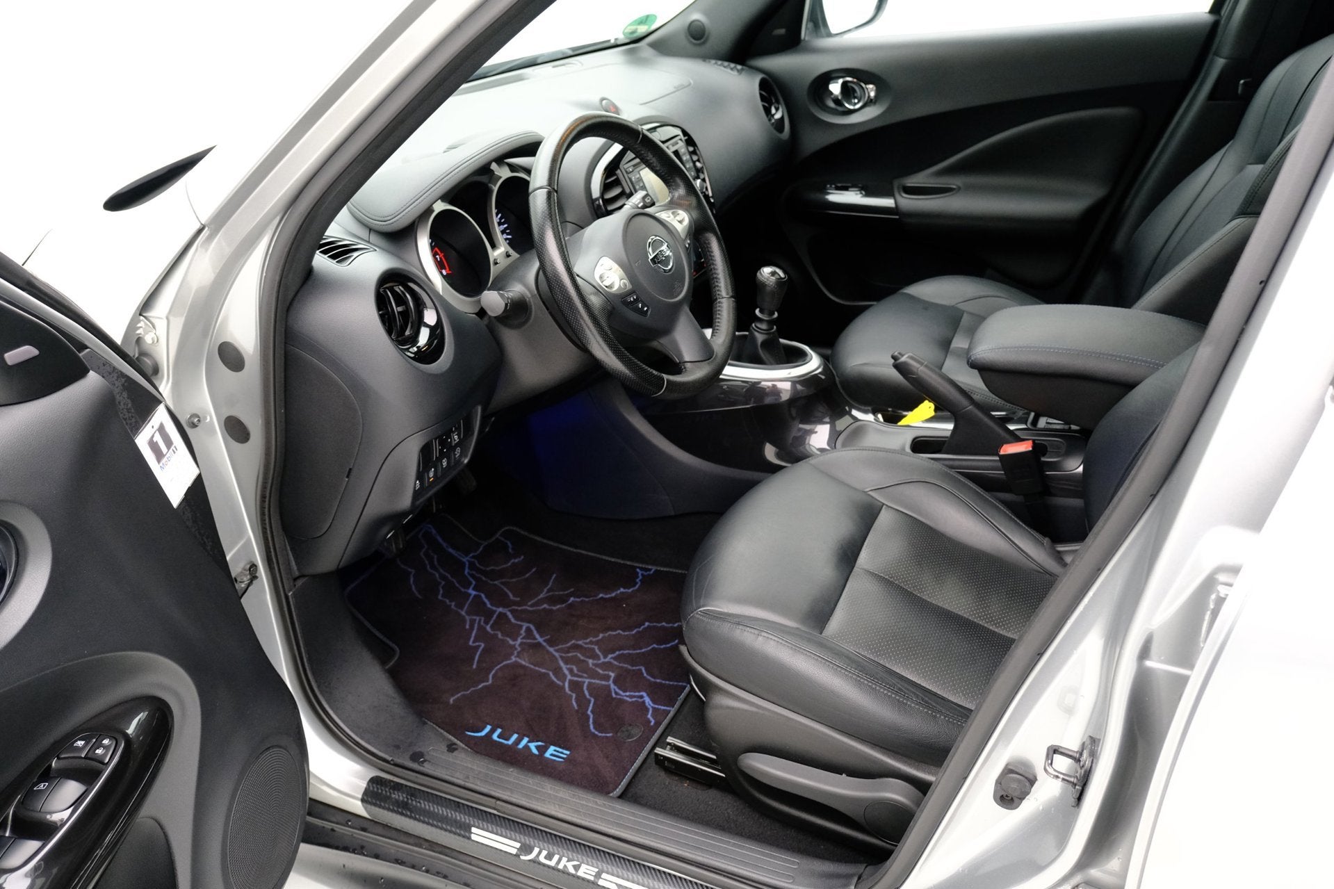 Nissan Juke 1.2 DIG-T S/S Tekna Leer|Pano/schuifdak|360 cam|, Auto's, Voorwielaandrijving, 639 kg, Euro 6, 1257 kg