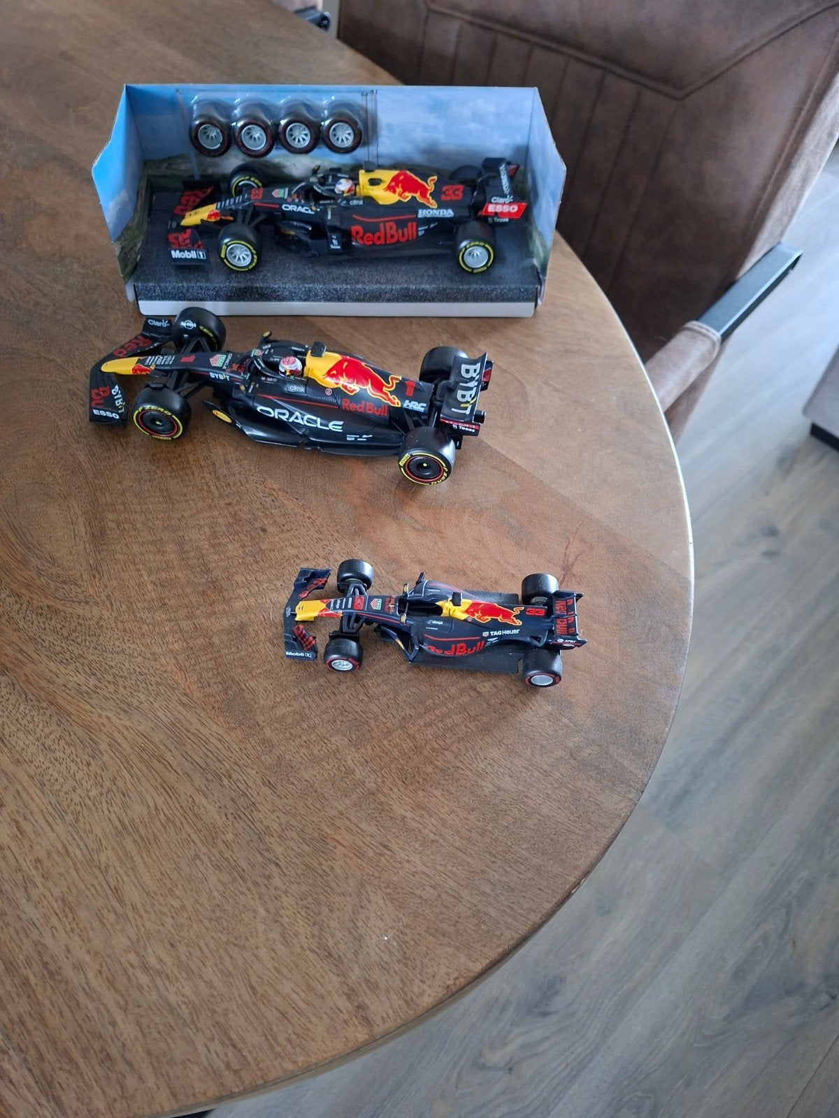 race auto's van Verstappen., Ophalen