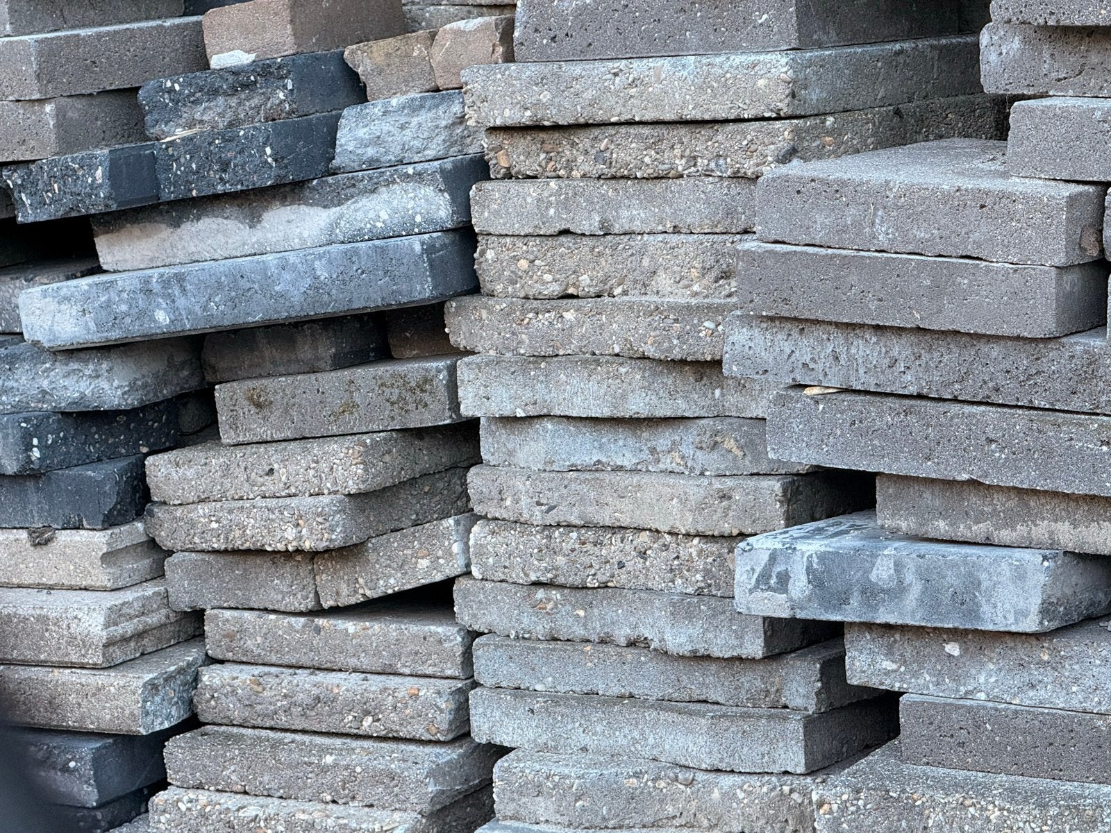 Gebruikte banden, tegels en stukjes, Tuin en Terras, Ophalen, Gebruikt, Overige typen, Minder dan 5 m²