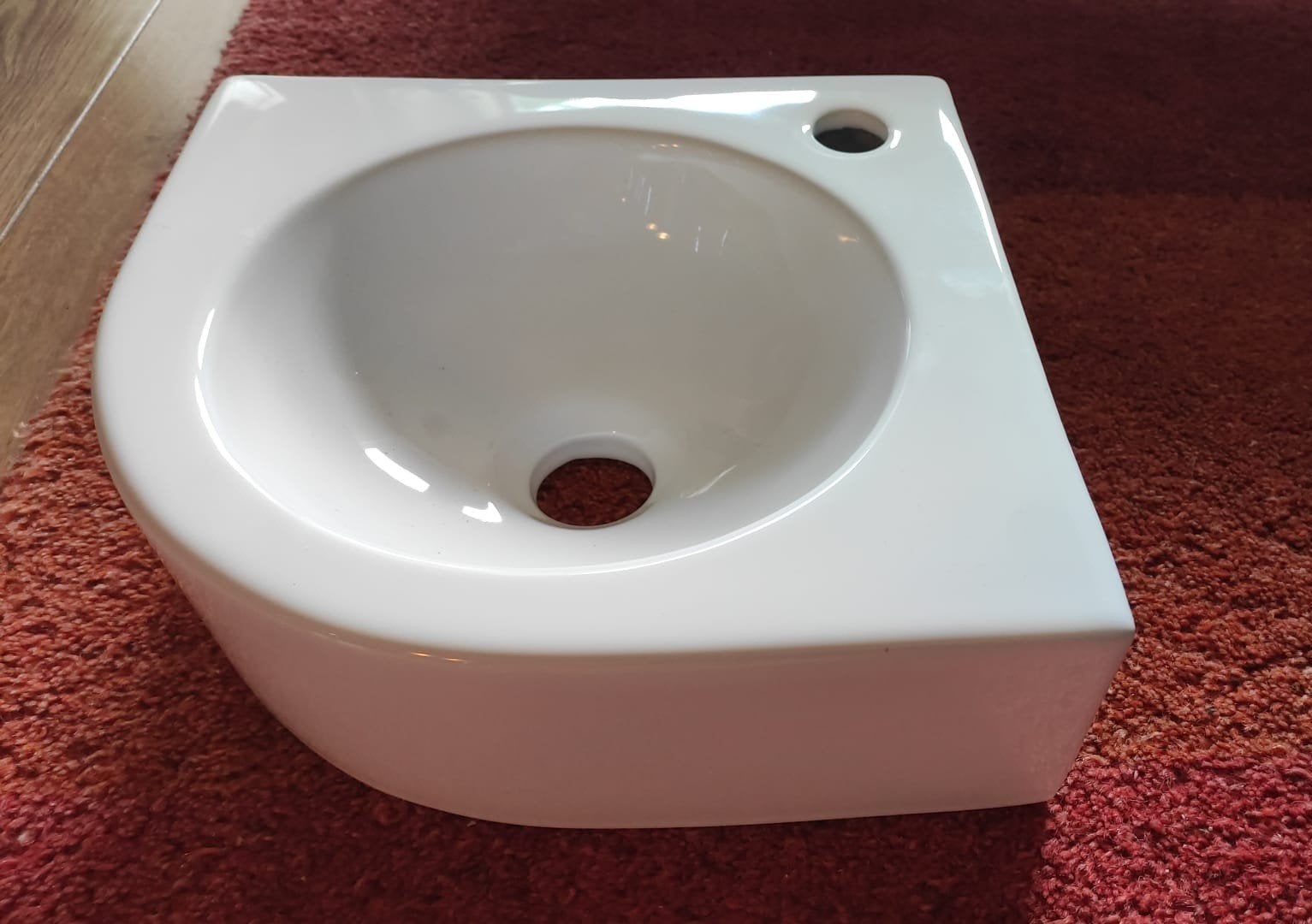 Nieuw wasbakje voor in toilet of badkamer, Ophalen, Minder dan 50 cm, Overige typen, Nieuw
