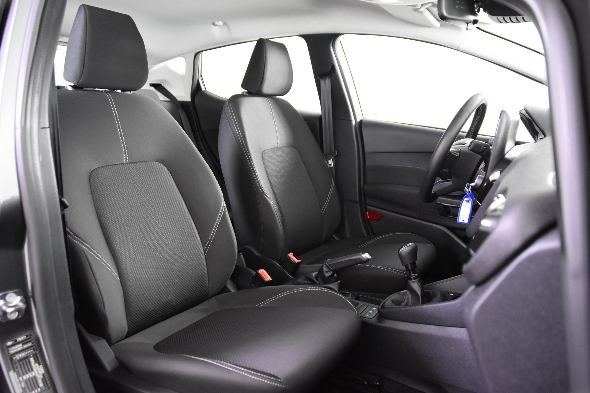 Ford Fiesta Connected *1ste Eigenaar*Navigatie*Stoelverwarmi, Voorwielaandrijving, Dealer onderhouden, Stof, 1064 kg