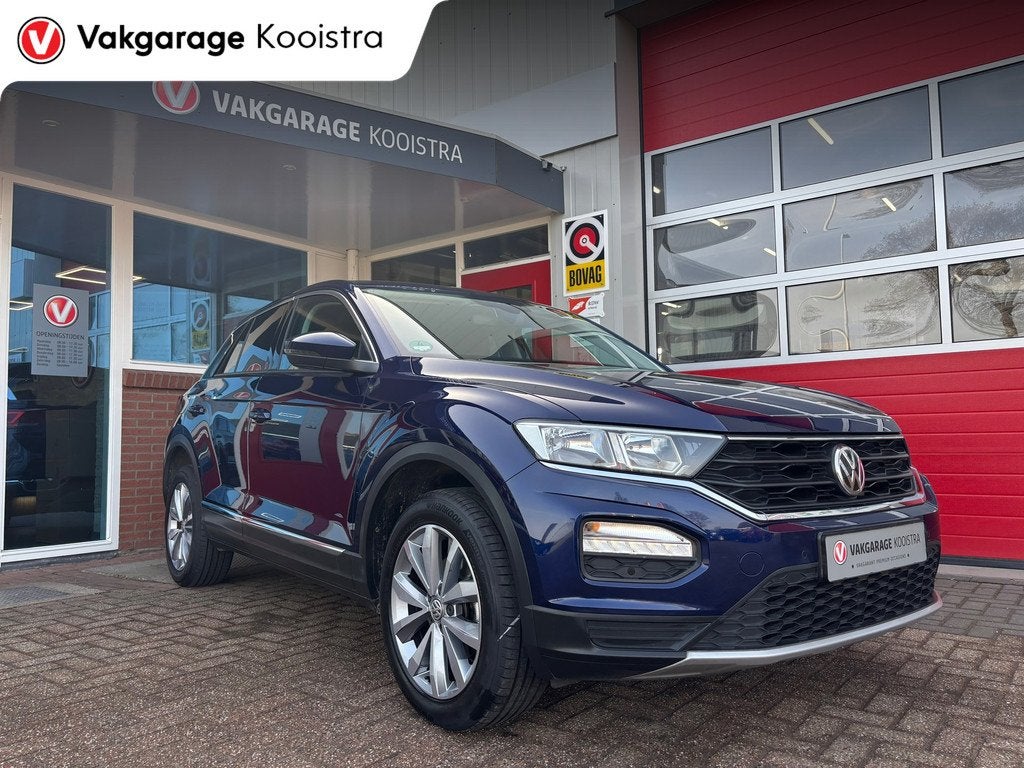 Volkswagen T-Roc Volkswagen T-Roc ACT 150PK|ACC|Navi|, Voorwielaandrijving, 12 maanden, Stof, Zwart