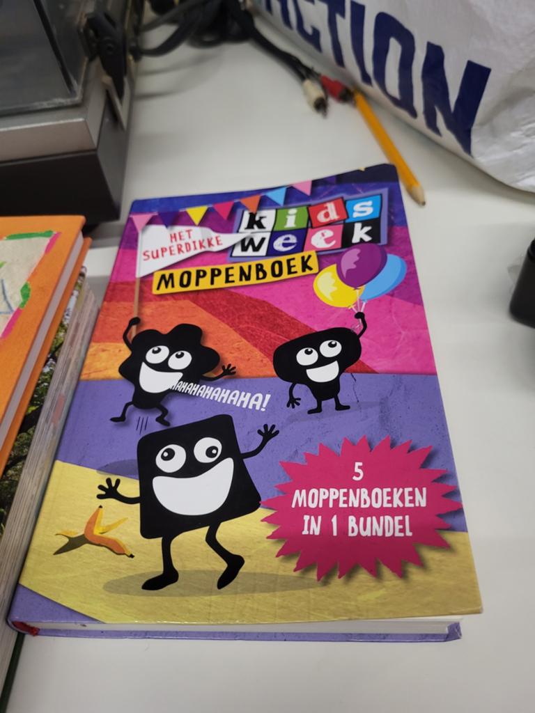Kidsweek - Het superdikke Kidsweek moppenboek, Fictie algemeen, Ophalen of Verzenden, Kidsweek