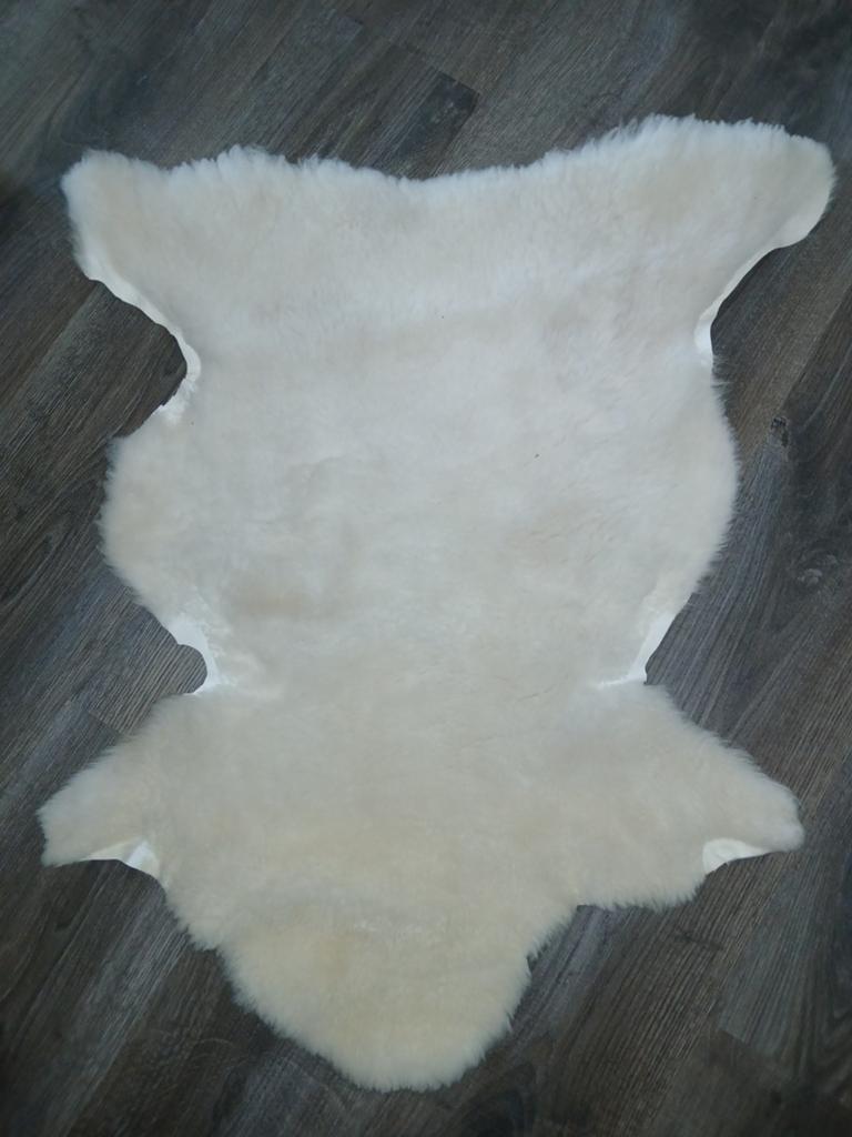 Echte Texelse schapenvacht, Crème, 50 tot 100 cm, Natuurlijk, Landelijk, Zo goed als nieuw