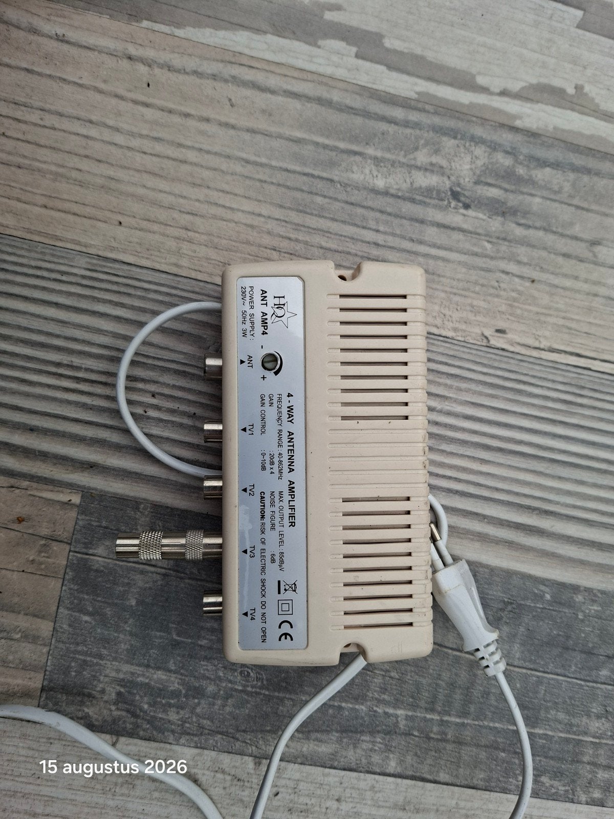HQ 4-Weg TV Antenne Versterker - Signaalverdeler, Ophalen of Verzenden, Gebruikt, Toebehoren