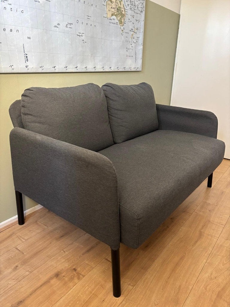 Bank IKEA GLOSTAD Knisa donkergrijs, Ophalen, Gebruikt, Tweepersoons, 75 tot 100 cm