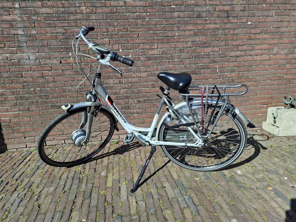 Gazelle elektrische fiets 28 inch - opknapper, Fietsen en Brommers, Elektrische fietsen, Ophalen