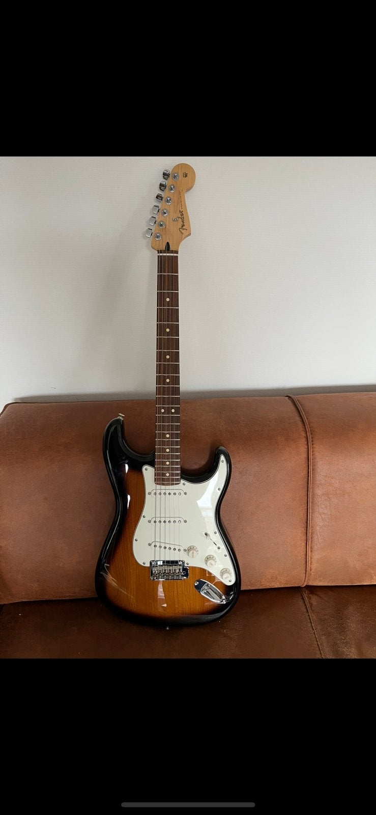 Fender Stratocaster player series anniversary, Muziek en Instrumenten, Ophalen of Verzenden, Zo goed als nieuw, Solid body, Fender