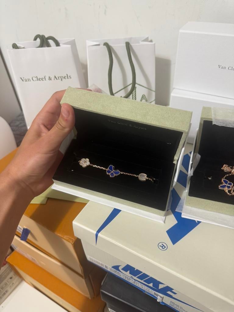 Van Cleef Bracelet Rose Gold, Sieraden, Tassen en Uiterlijk, Armbanden, Ophalen of Verzenden, Nieuw, Roze