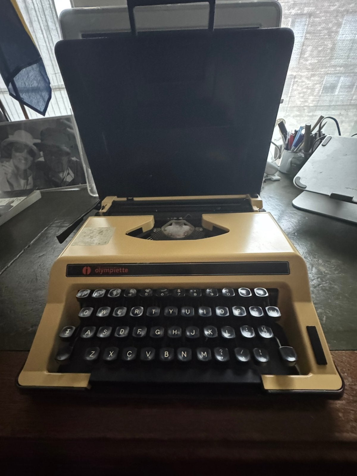 Vintage speciale typemachine van Olympiette, Ophalen of Verzenden, Zo goed als nieuw