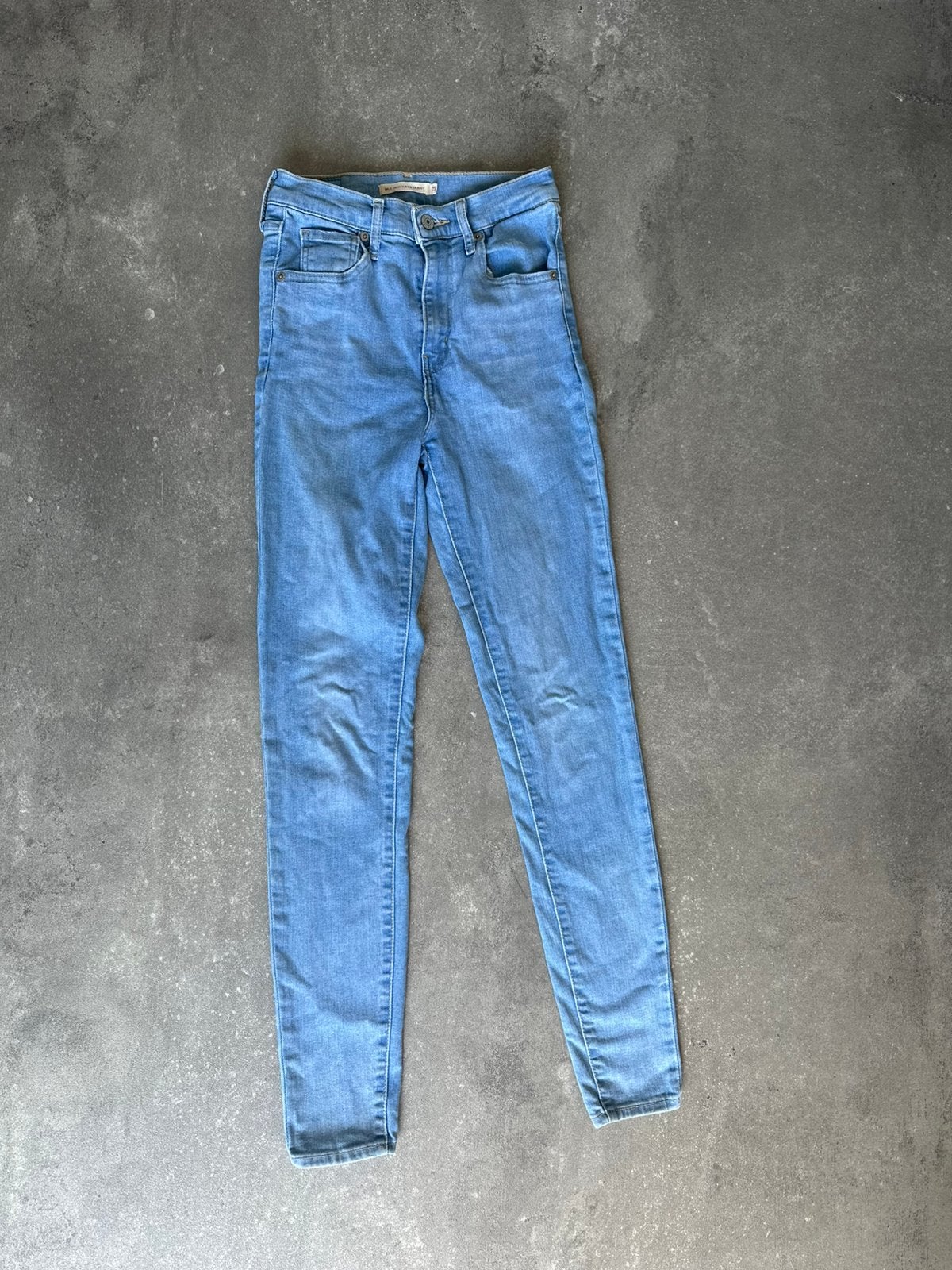 Levi’s jeans maat S zgan, Ophalen of Verzenden, Zo goed als nieuw, Blauw, W28 - W29 (confectie 36)