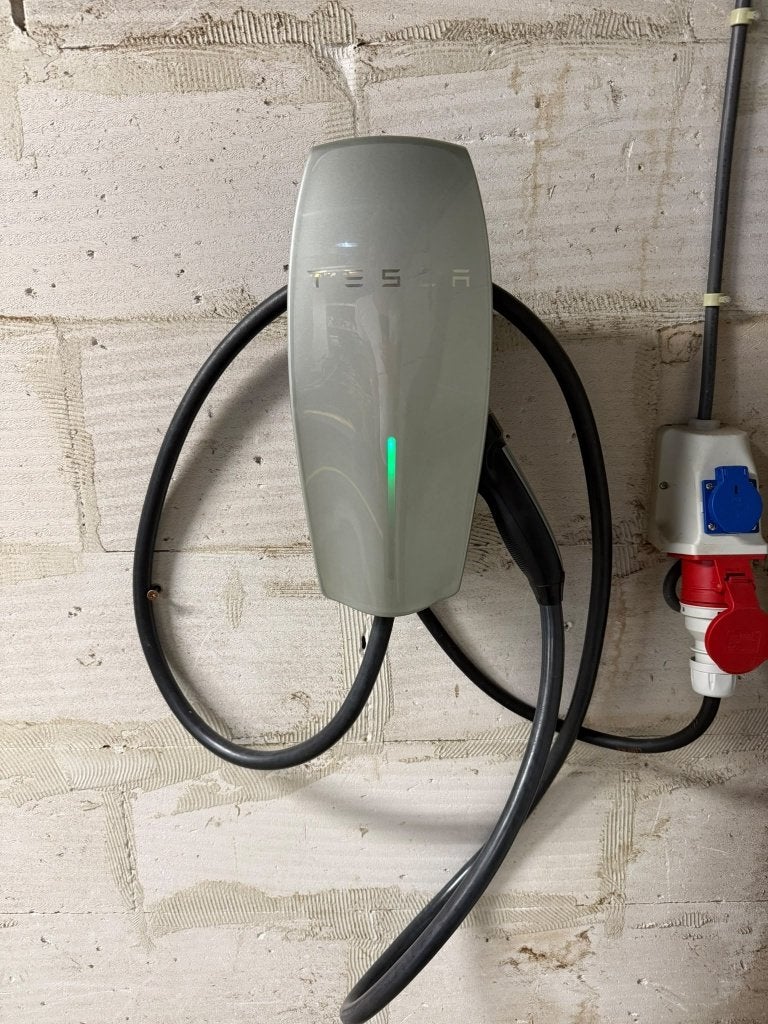 Tesla Wall Connector Gen 2 – Onverwoestbare klassieker!, Ophalen of Verzenden, Zo goed als nieuw, Laadpaal