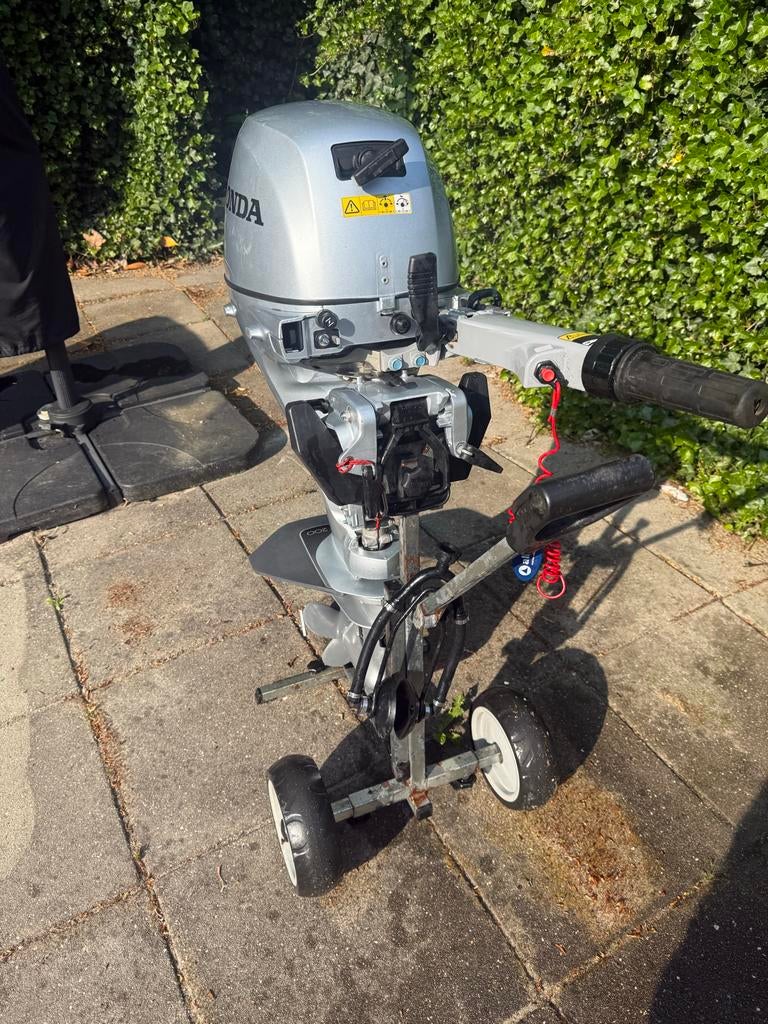 Honda 10 pk 4 takt kortstaart buitenboordmotor 2018, Watersport en Boten, Buiten- en Binnenboordmotoren, Ophalen, 10 tot 30 pk