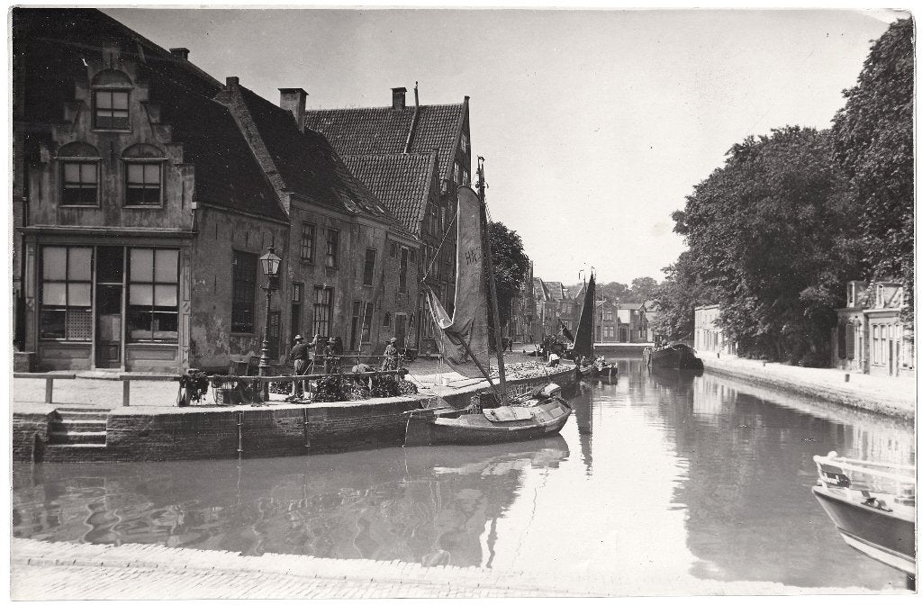Foto Hoorn - Korenmarkt Haven Schip Scheepvaart - Eberhardt, Verzamelen, Foto's en Prenten, Gebruikt, Foto, Ophalen of Verzenden