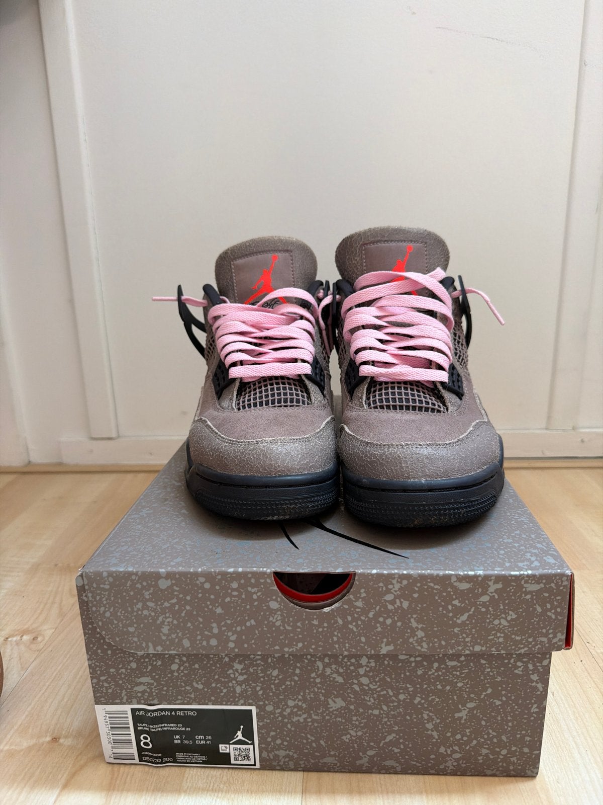 Nike Air Jordan 4 Retro Taupe Haze - Maat 41, Ophalen of Verzenden, Zo goed als nieuw, Overige kleuren, Sneakers of Gympen