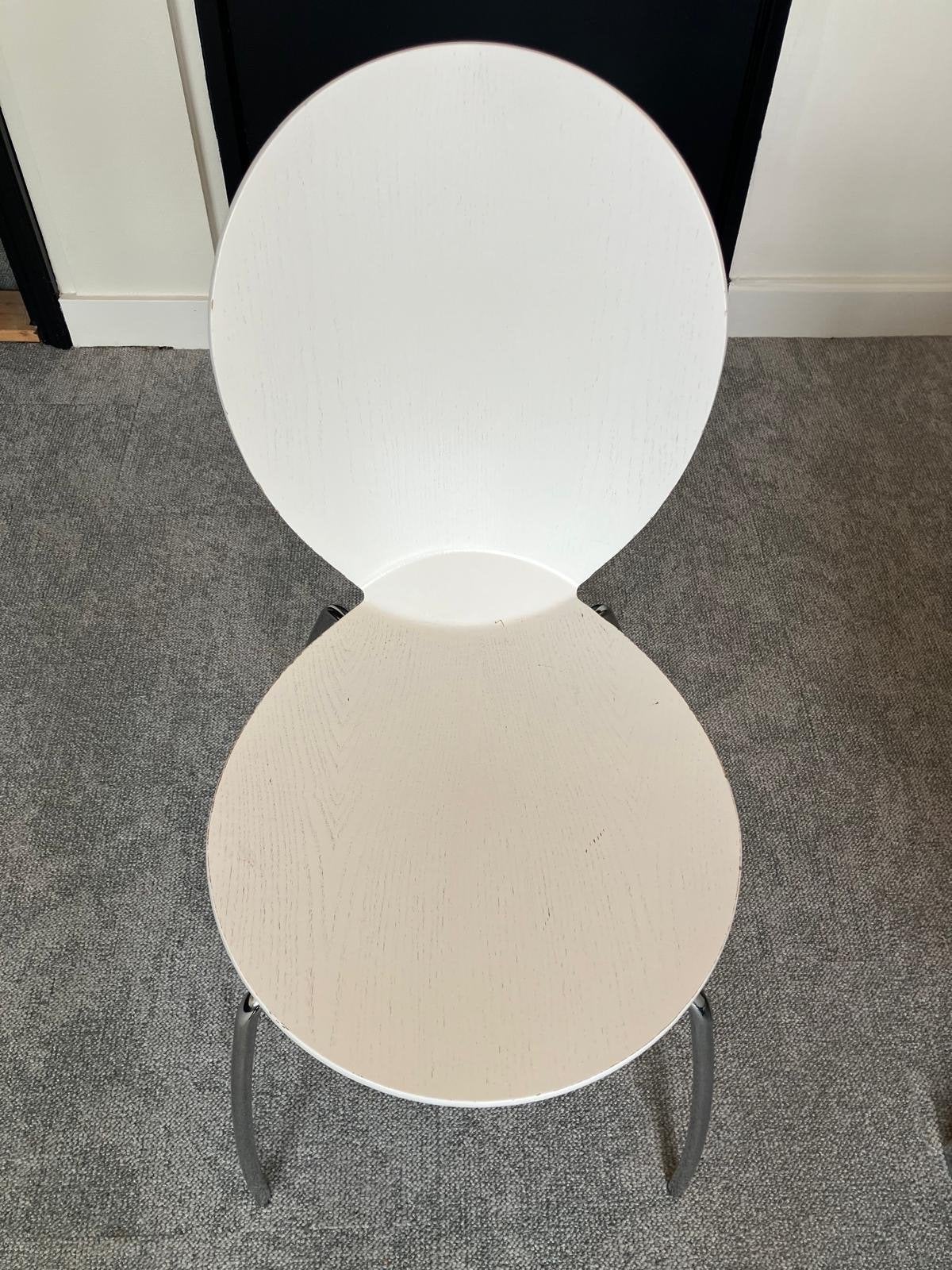 35 Comfortabele Stoelen met Chromen Poten, Huis en Inrichting, Stoelen, Ophalen, Gebruikt, Wit, Metaal