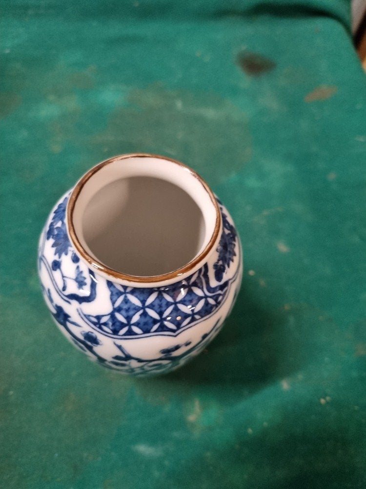 vaasje blue en white chinees met pauw vintage jaren 70, Antiek en Kunst, Antiek | Vazen, Ophalen of Verzenden