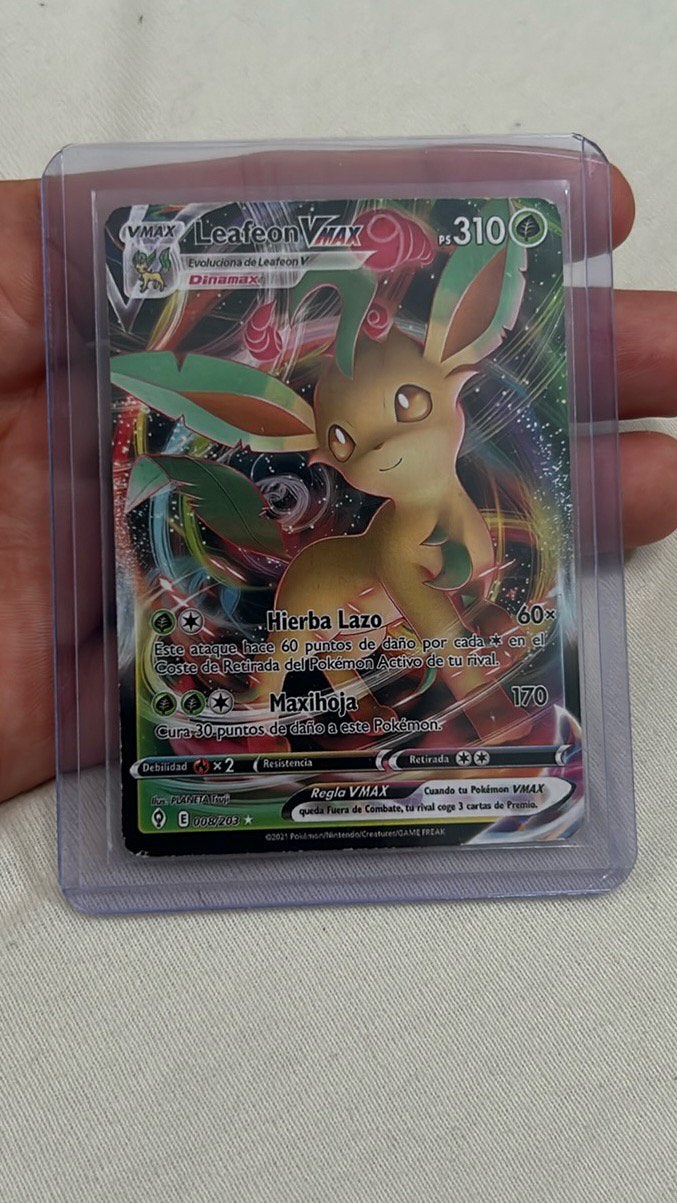 Leafeon Vmax, Ophalen of Verzenden, Zo goed als nieuw, Losse kaart