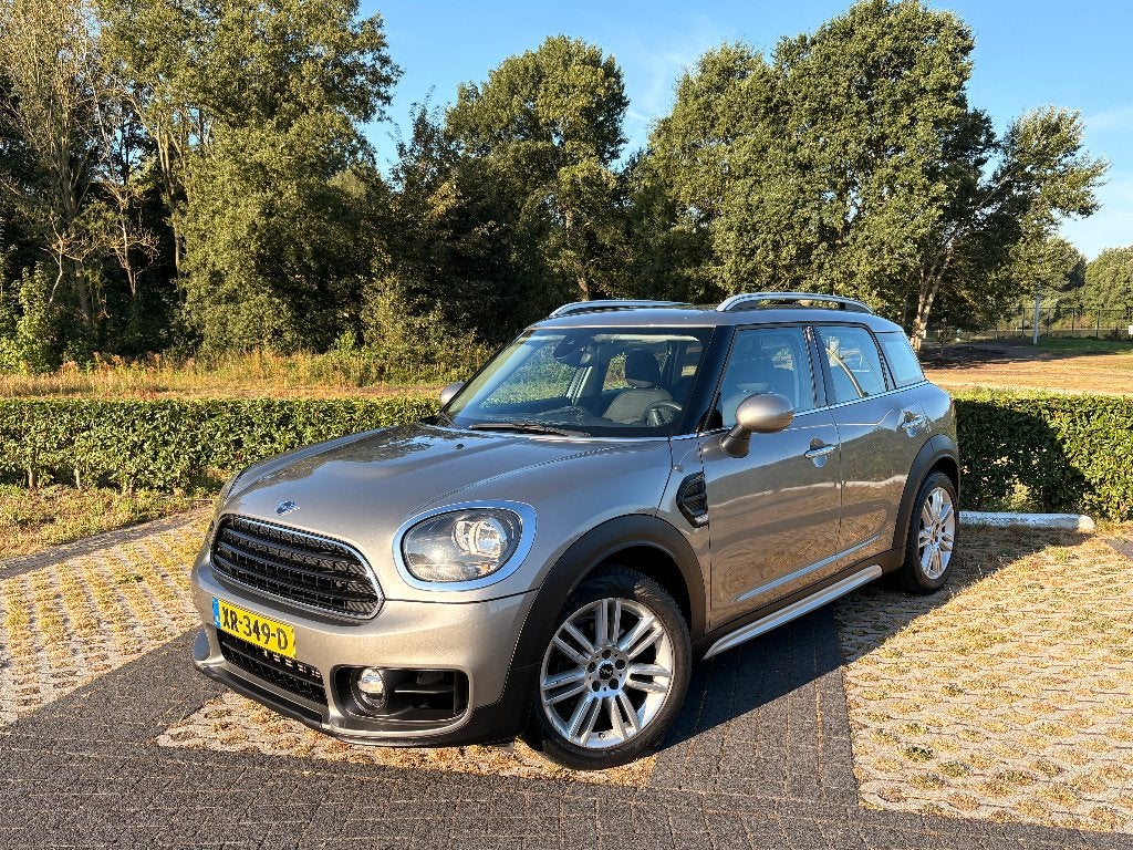 MINI Countryman Cooper F60 Aut 2019 120dkm CarPlay CruisePDC, Zwart, Countryman, 715 kg, 75 €/maand