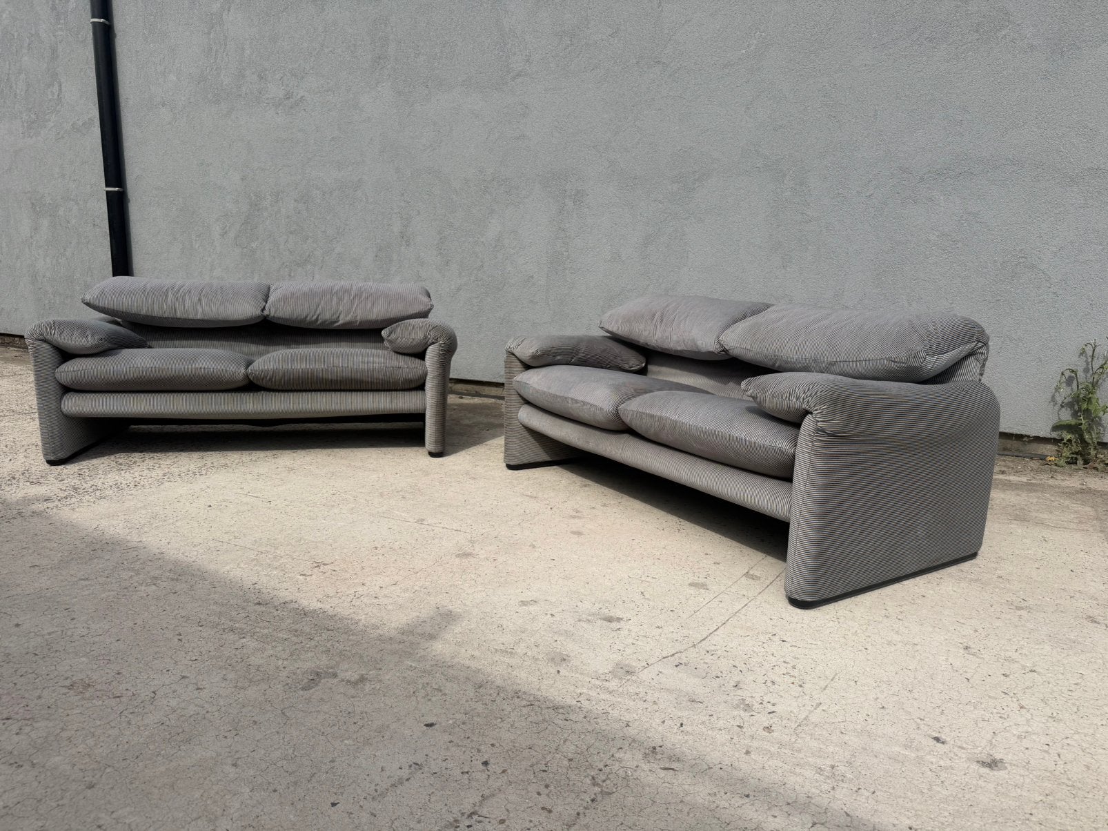 Cassina Maralunga 2x 2zit originele Ribble stof Topstaat!, Huis en Inrichting, Ophalen of Verzenden, Sede artifort b&b italia knoll vitra togo eames møller wegner