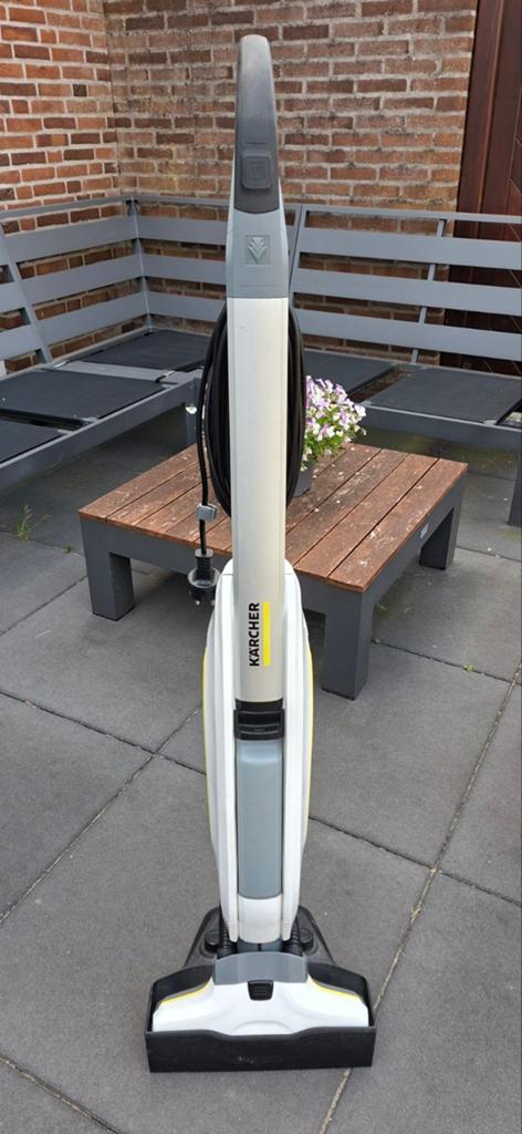 Karcher FC5 vloerreiniger, Huis en Inrichting, Schoonmaakartikelen, Ophalen