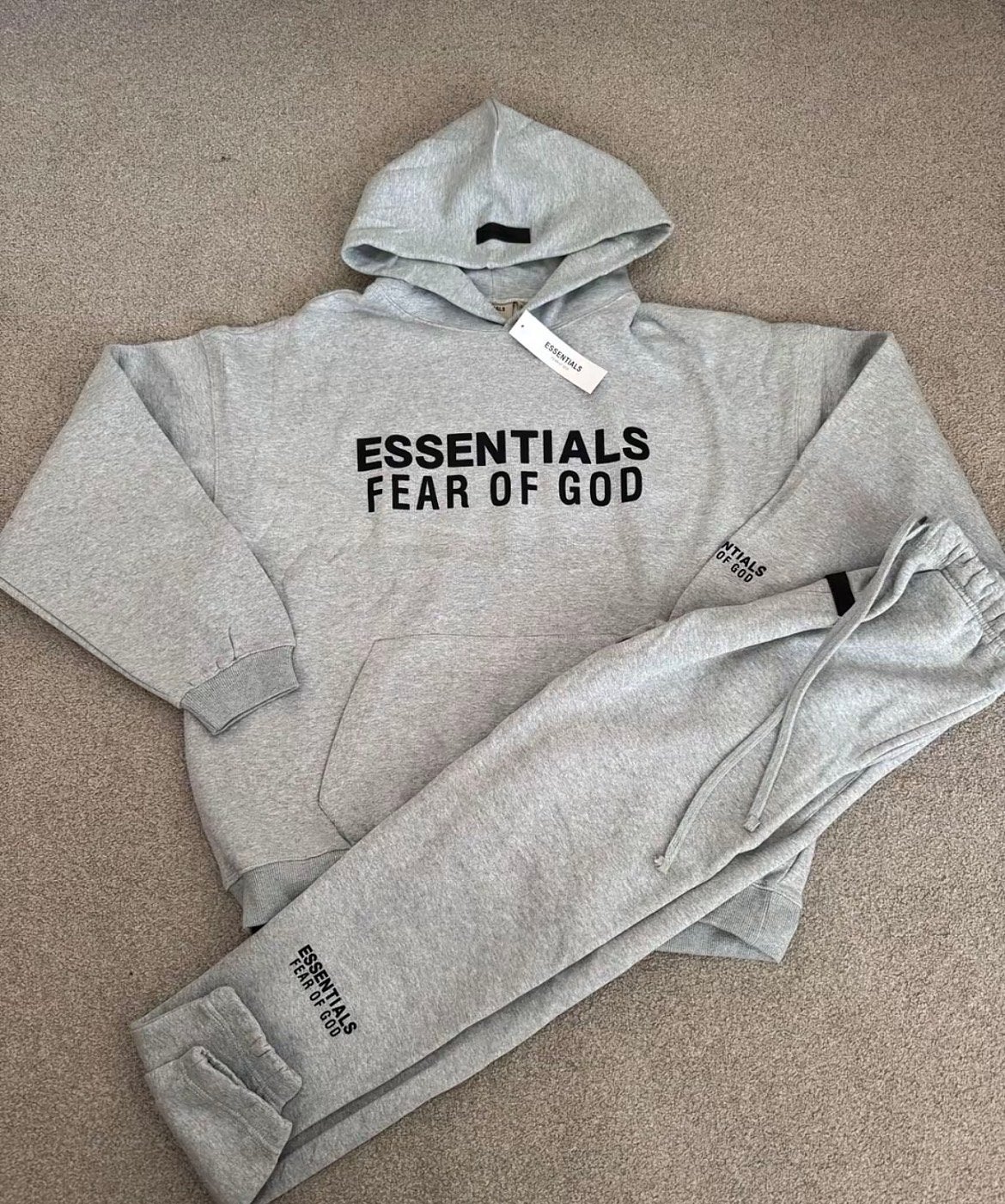 Essentials Fear of God Hoodie & Joggingbroek Set, Kleding | Dames, Ophalen of Verzenden, Nieuw, Maat 36 (S), Grijs