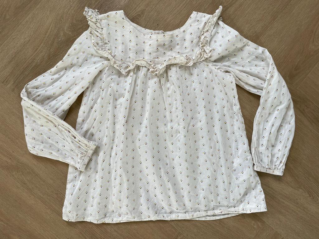 Mooie blouse met bloemenprint en ruches maat 134, Verzenden, Zo goed als nieuw, Meisje, Overhemd of Blouse