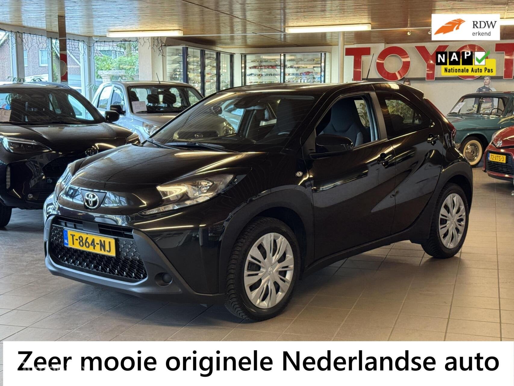 Toyota Aygo X 1.0 VVT-i MT Play Nederlandse auto., Auto's, 12 maanden, Gebruikt, 920 kg, 4 stoelen