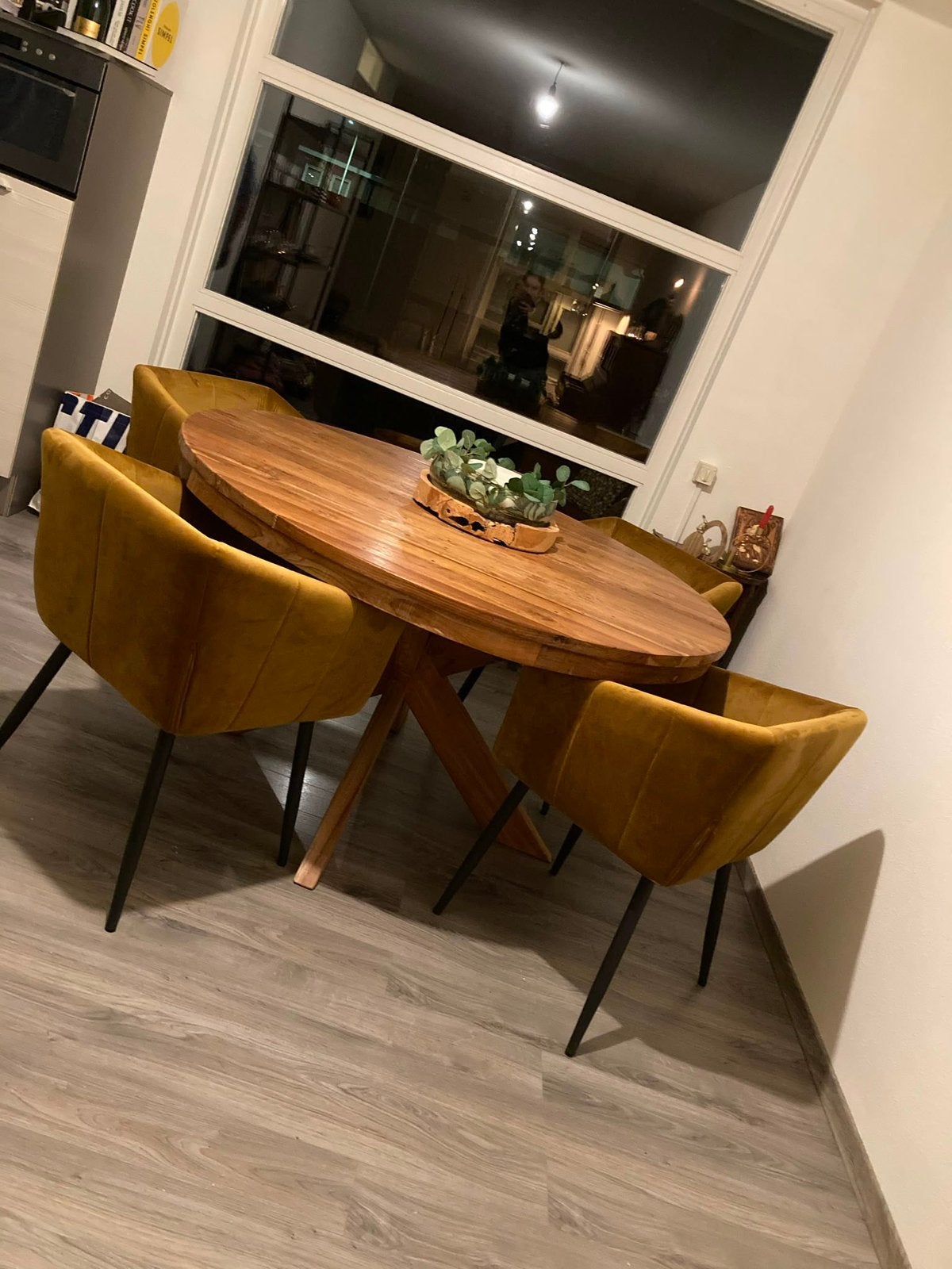 Goossens Eettafel Ines + 4 stoelen, Huis en Inrichting, Ophalen, Zo goed als nieuw, 100 tot 150 cm, 100 tot 150 cm