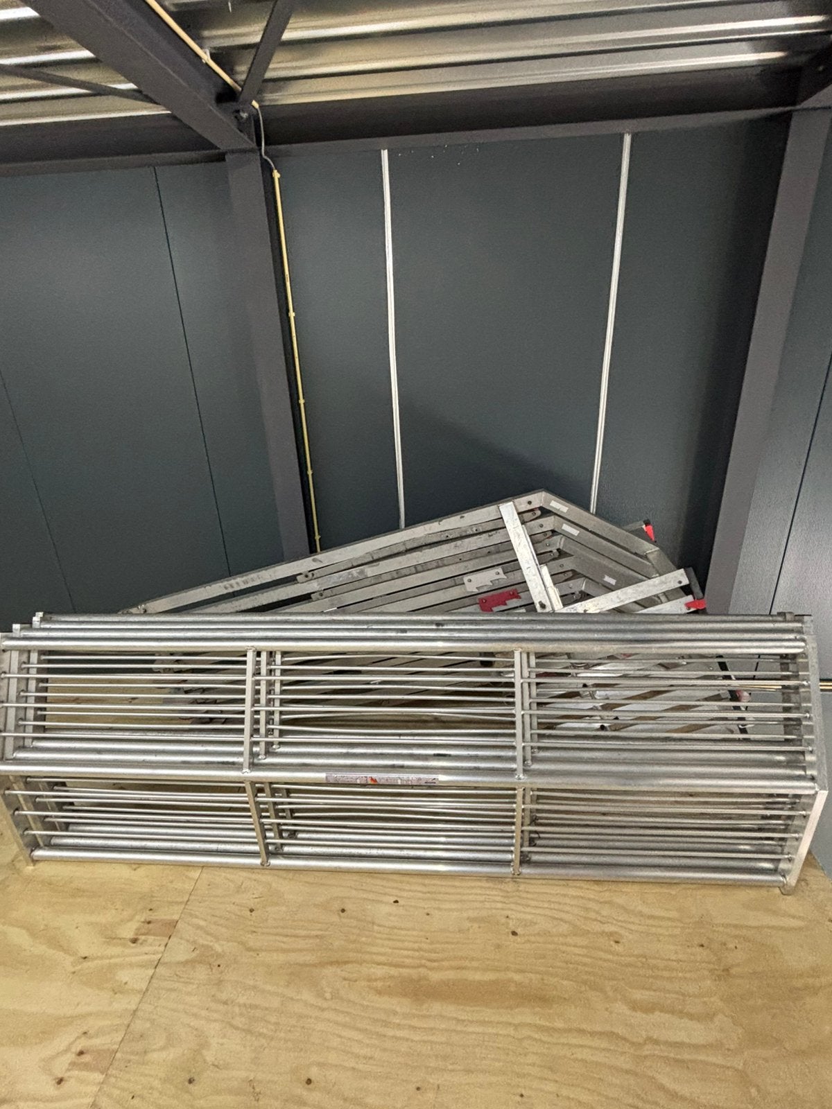 Rss dakrand beveiliging 4 complete sets, Doe-het-zelf en Verbouw, Steigers, Zo goed als nieuw, Overige typen, Minder dan 2 meter